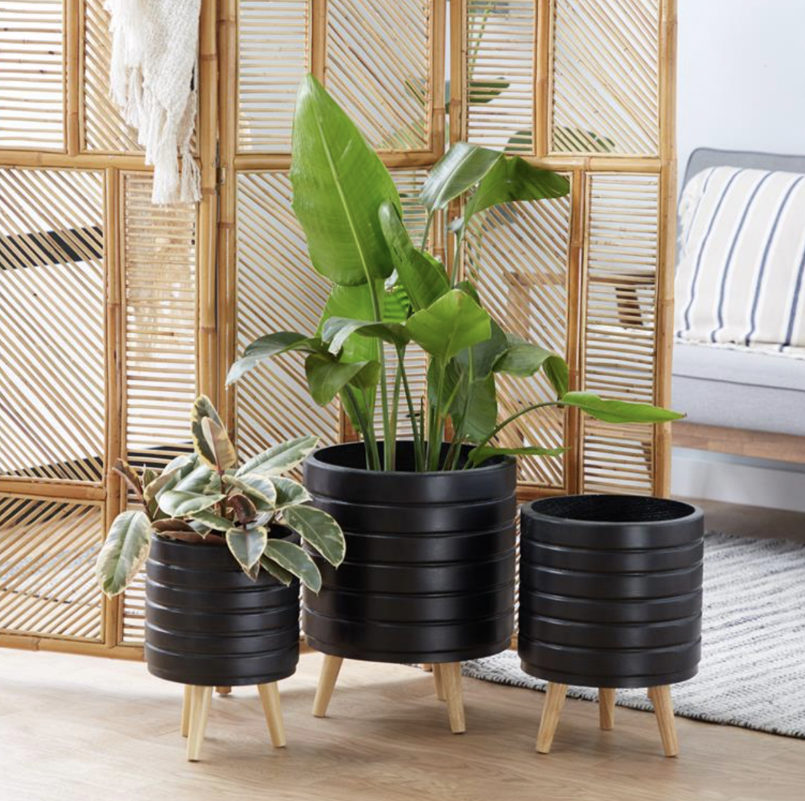 Black Ribbed Standing Planter